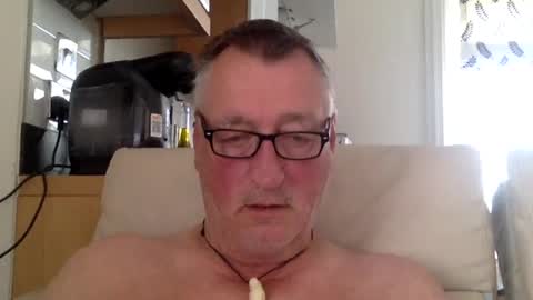 sail_naked online show from August 2, 2026, 5:11 pm