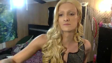 PupTwink online show from November 8, 2025, 1:22 pm