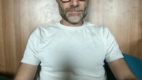 saint009 online show from July 10, 2026, 1:03 pm