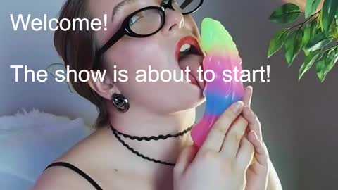 Snapshot of saint__vicious chatting on October 14, 2025, 8:09 pm saint__vicious online show from October 14, 2025, 8:09 pm