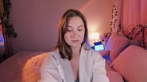 Snapshot of saint__vicious chatting on May 5, 2026, 8:28 pm saint__vicious online show from May 5, 2026, 8:28 pm