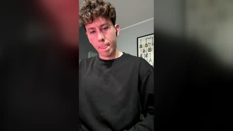 saint_nott online show from May 14, 2026, 4:08 am