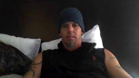 Snapshot of saintchriss chatting on November 3, 2025, 6:47 am saintchriss online show from November 3, 2025, 6:47 am