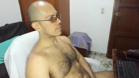 saintedy01 online show from April 20, 2026, 12:52 pm