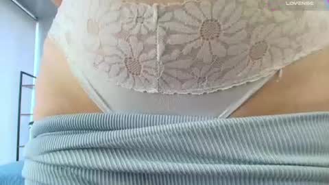 sairy_ online show from June 25, 2026, 4:11 pm