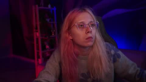 sakurabliss online show from October 26, 2025, 4:57 pm