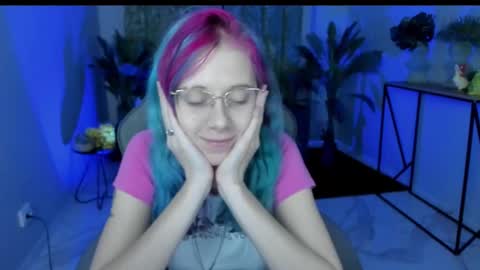 sakurabliss online show from November 11, 2025, 5:02 pm