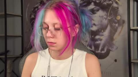 sakurabliss online show from November 18, 2025, 4:00 pm