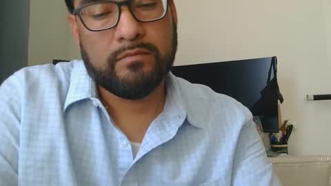 sal cumplaciente online show from May 18, 2026, 6:47 pm