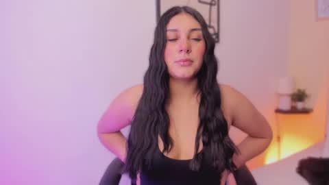 Salem online show from December 5, 2025, 11:41 am