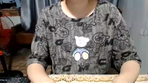 sali_babie online show from May 17, 2026, 8:23 am