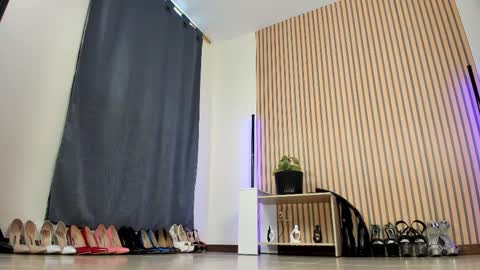 Snapshot of sali_g chatting on March 9, 2025, 1:04 pm Sali G online show from March 9, 2025, 1:04 pm