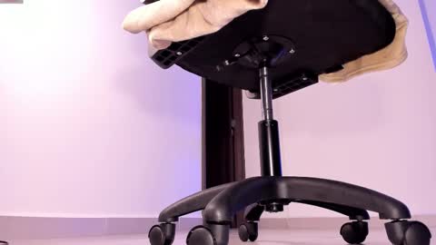 Snapshot of sali_g chatting on October 8, 2025, 5:05 am Sali G online show from October 8, 2025, 5:05 am