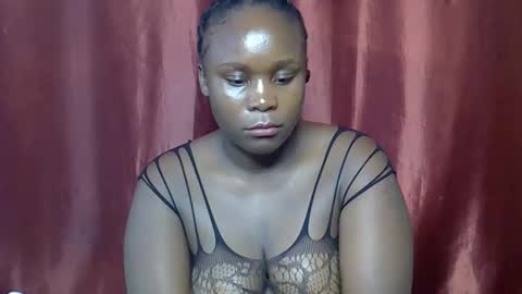 Snapshot of sally_bee1 chatting on May 2, 2026, 8:30 am sally_bee1 online show from May 2, 2026, 8:30 am