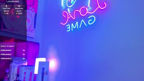 Snapshot of sallybrown_ chatting on March 4, 2025, 1:28 pm miss Sally online every night from 1am to 8am  Colombia time online show from March 4, 2025, 1:28 pm