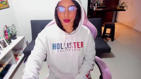 Snapshot of sallymaddoxx chatting on February 25, 2025, 4:35 am sallymaddoxx online show from February 25, 2025, 4:35 am