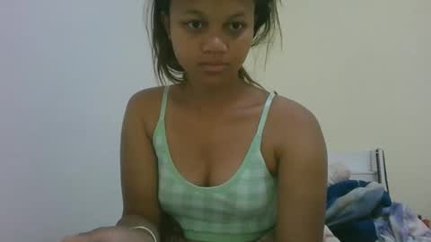 SallyWett online show from October 28, 2025, 3:10 am