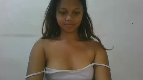 Snapshot of sallywett chatting on May 17, 2026, 9:38 am SallyWett online show from May 17, 2026, 9:38 am