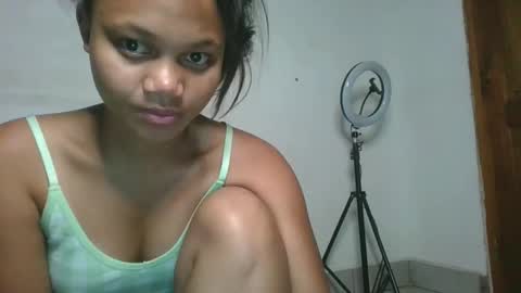 Snapshot of sallywett chatting on May 24, 2026, 2:27 am SallyWett online show from May 24, 2026, 2:27 am