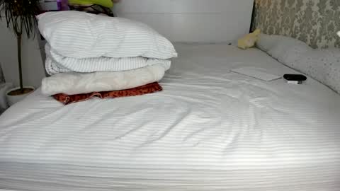 SalmaRoth online show from February 10, 2025, 6:03 pm