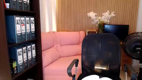 Snapshot of salome_010 chatting on May 25, 2026, 10:38 pm Salome online show from May 25, 2026, 10:38 pm