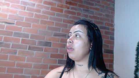 Snapshot of salome__hills chatting on December 3, 2024, 4:28 pm online show from December 3, 2024, 4:28 pm