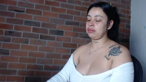 Snapshot of salome__hills chatting on January 25, 2025, 10:50 pm online show from January 25, 2025, 10:50 pm