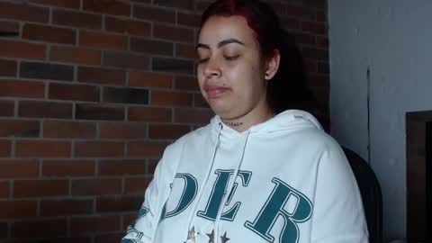 Snapshot of salome__palmer chatting on March 12, 2025, 3:02 am online show from March 12, 2025, 3:02 am