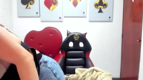 Salomee diazz online show from December 2, 2025, 8:59 pm