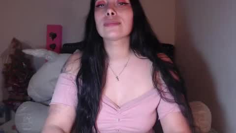 Snapshot of salomefox2 chatting on February 2, 2025, 7:41 am yenny online show from February 2, 2025, 7:41 am