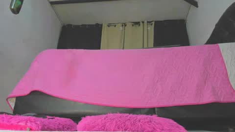 Snapshot of salomeswet chatting on February 16, 2026, 3:13 am martina online show from February 16, 2026, 3:13 am