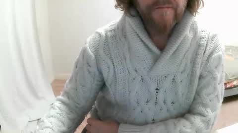 Snapshot of saltimbanquier chatting on February 13, 2025, 1:05 pm Saltimbanquier Salt ou Banquier online show from February 13, 2025, 1:05 pm