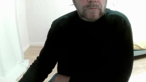 Snapshot of saltimbanquier chatting on September 17, 2025, 6:59 am Saltimbanquier Salt ou Banquier online show from September 17, 2025, 6:59 am