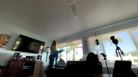 Salty Captain 69  Hat Girl 69 online show from November 1, 2025, 8:00 pm