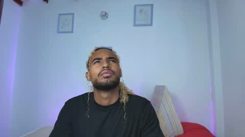 Snapshot of salvatore_amator chatting on July 5, 2026, 5:14 am salvatore_amator online show from July 5, 2026, 5:14 am