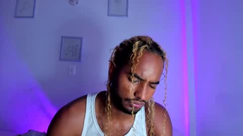 Snapshot of salvatore_amator chatting on July 16, 2026, 5:46 am salvatore_amator online show from July 16, 2026, 5:46 am
