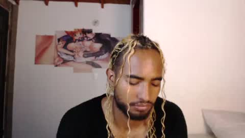 Snapshot of salvatore_amator chatting on August 5, 2026, 12:35 am salvatore_amator online show from August 5, 2026, 12:35 am