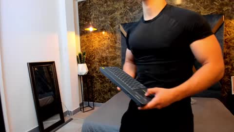 Snapshot of salvatore_damore chatting on January 21, 2025, 11:13 am SALVATORE online show from January 21, 2025, 11:13 am