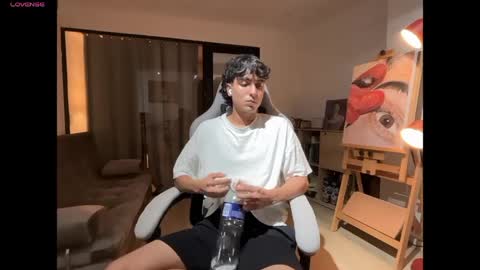 salvatore_montt online show from May 21, 2026, 3:13 am