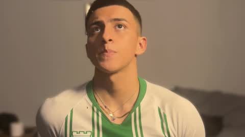 Salvatore online show from November 19, 2025, 6:57 am