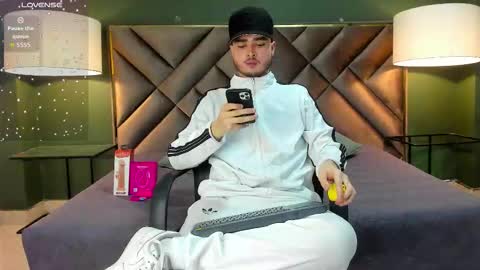  Salvatore online show from February 22, 2026, 5:30 am