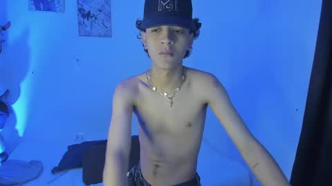 Snapshot of sam__cute chatting on January 8, 2025, 7:13 am sam__cute online show from January 8, 2025, 7:13 am