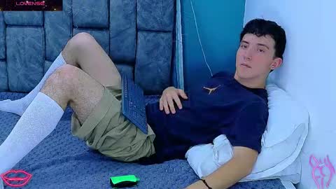 SAM online show from January 15, 2026, 7:39 pm