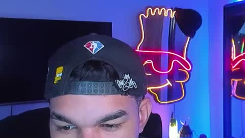 llll sammu llll online show from April 23, 2026, 2:46 am