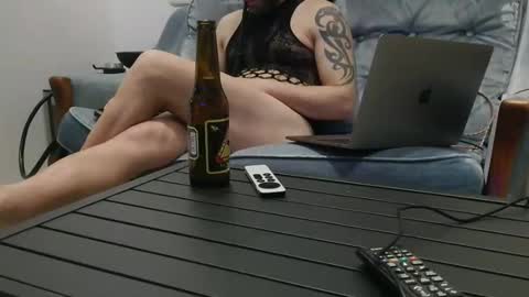 sam_love1985 online show from May 10, 2026, 9:42 pm