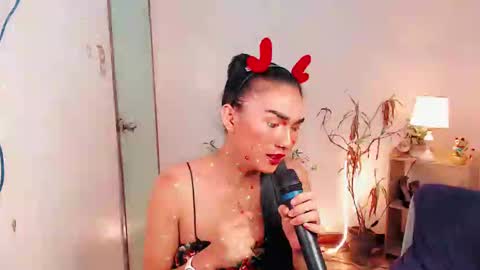 Snapshot of sam_mitinair chatting on December 9, 2024, 11:24 pm sam online show from December 9, 2024, 11:24 pm