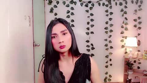 Snapshot of sam_mitinair chatting on February 25, 2025, 6:53 pm sam online show from February 25, 2025, 6:53 pm