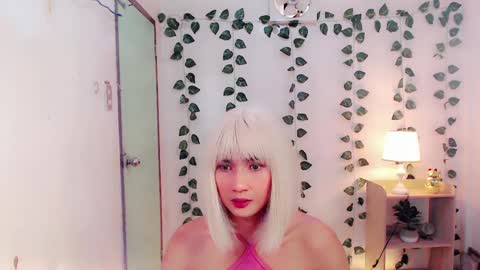 Snapshot of sam_mitinair chatting on March 7, 2025, 8:02 am sam online show from March 7, 2025, 8:02 am