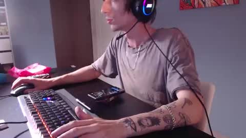 sam_skywalker online show from July 31, 2026, 9:25 pm