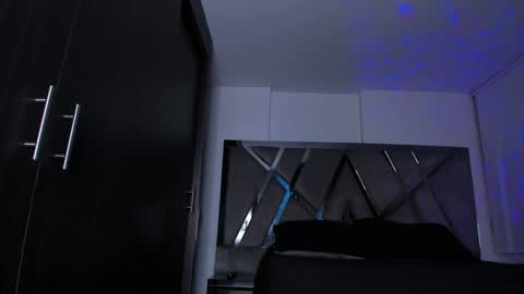 samaay_ online show from December 14, 2024, 2:01 am